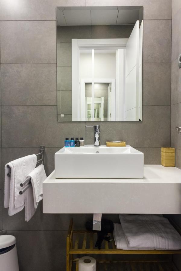 Arenal Suites Preciados مدريد الغرفة الصورة
