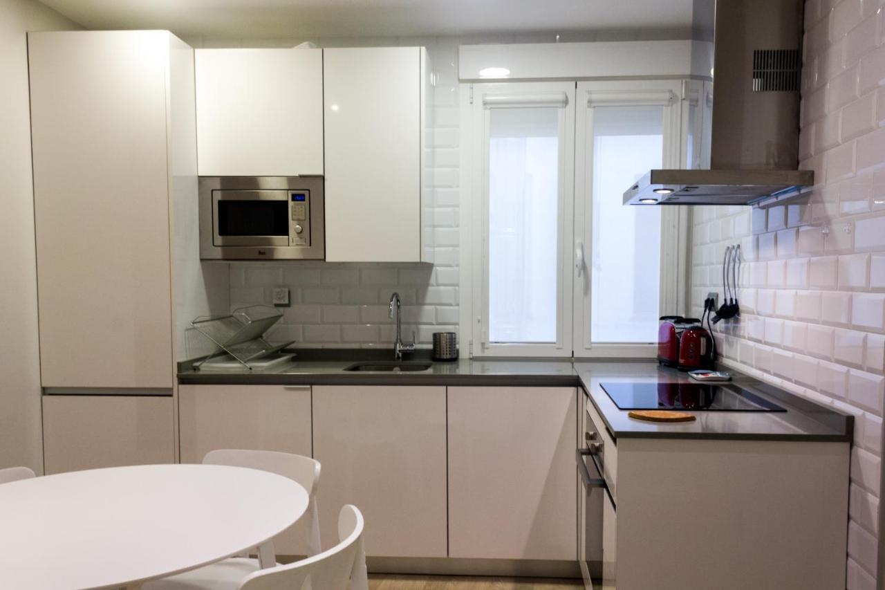 Arenal Suites Preciados مدريد الغرفة الصورة